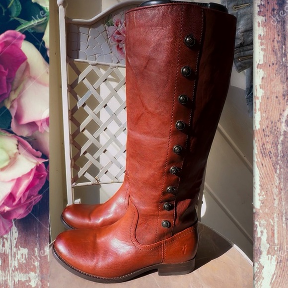 GORGEOUS FRYE COGNAC BUTTON BOOTS MELISSA PULL ON 7 LIKE NEW - Picture 4 of 14